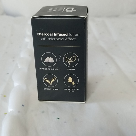 Billion Dollar Beauty Charcoal Beauty Sponge - Picture 2 of 3